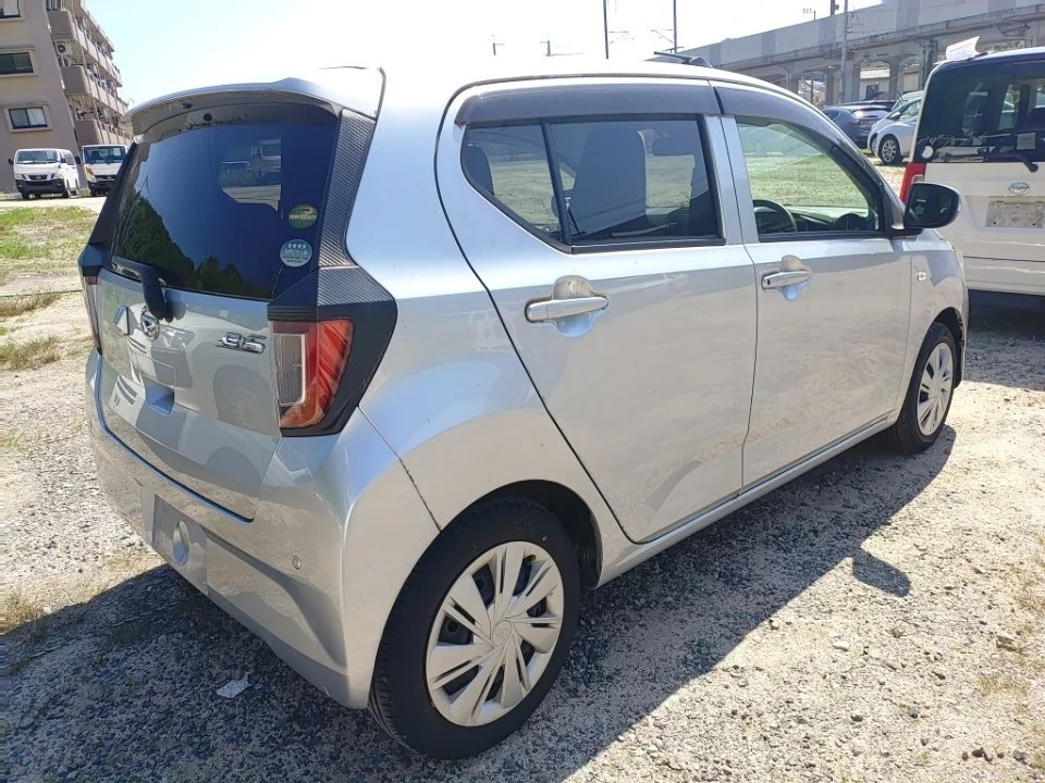 Daihatsu Mira e:S LA350S 2019